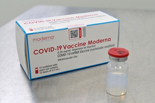 Dịch COVID-19 Mỹ ủng hộ dỡ bỏ rào cản bảo vệ bằng sáng chế vaccine