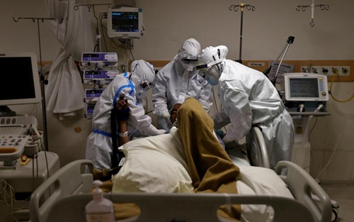 WHO Ước tính ít nhất 115 000 nhân viên y tế toàn cầu đã chết vì COVID-19