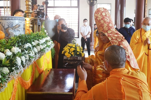 Tổ chức trọng thể Đại lễ Phật đản năm 2021 - Phật lịch 2565
