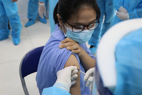 EuroCham ủng hộ mục tiêu chủng ngừa COVID-19 cho 75 dân số của Việt Nam