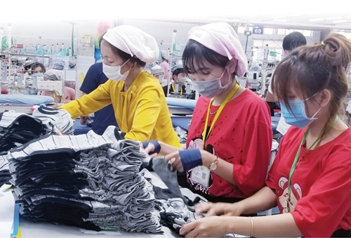 The textile and garment exports grow greatly