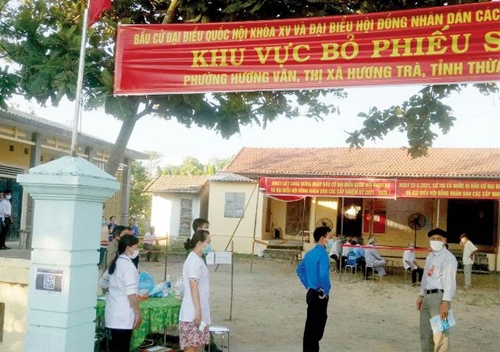 Ứng cử viên ở Hương Vân chưa đủ tuổi là sơ suất của địa phương