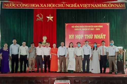 Bà Lê Thị Thu Hương được bầu giữ chức danh Chủ tịch HĐND huyện Nam Đông