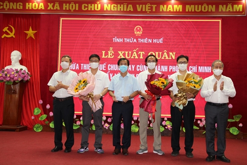 Thua Thien Hue sent 127 medical staff and doctors to support HCMC and southern provinces
