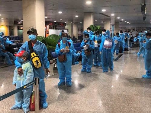 Đưa hơn 600 người dân Đà Nẵng trở về từ TP Hồ Chí Minh