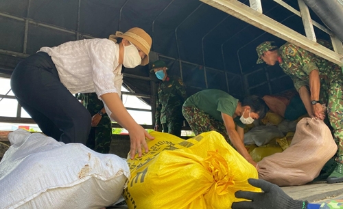 Thêm 20 tấn lương thực, thực phẩm hỗ trợ người dân TP Hồ Chí Minh