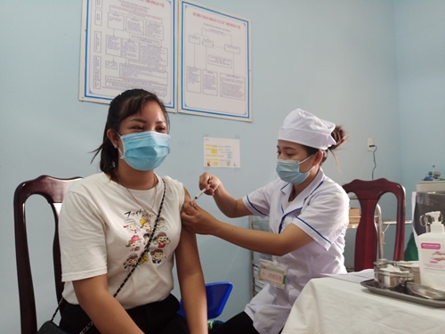 Thừa Thiên Huế triển khai tiêm chủng vắc xin phòng COVID-19 đợt 3