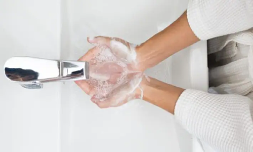 Cần rửa tay khi nào và trong bao lâu để ngăn ngừa lây nhiễm COVID-19