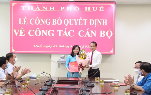 Bà Hoàng Thị Như Thanh được bổ nhiệm giữ chức Trưởng Ban Quản lý chợ Đông Ba