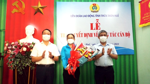 Bà Hồ Thị Đoan Trang giữ chức vụ Chủ tịch Liên đoàn Lao động TP Huế