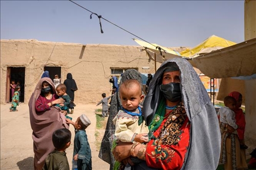 UNHCR Thế giới cần gửi viện trợ đã được cam kết đến người dân Afghanistan