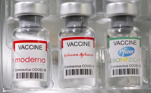 WHO khuyến cáo tiêm liều vaccine COVID-19 tăng cường cho người bị suy giảm hệ miễn dịch