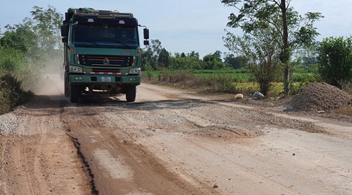 Đề nghị khắc phục hư hỏng tại các Tỉnh lộ do phục vụ Dự án cao tốc Cam Lộ - La Sơn