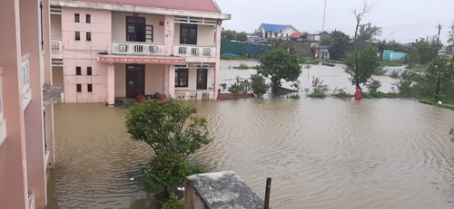 Nhiều vùng ở Quảng Điền, Nam Đông bị ngập