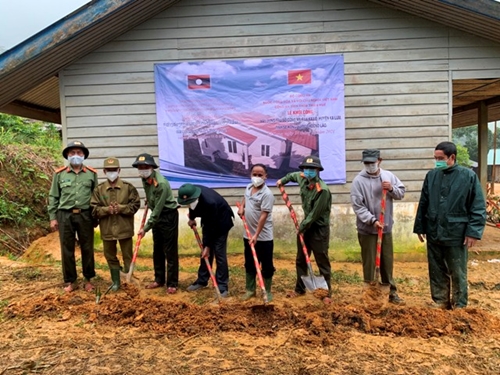 Khởi công xây dựng trụ sở làm việc hỗ trợ Công an nước bạn Lào