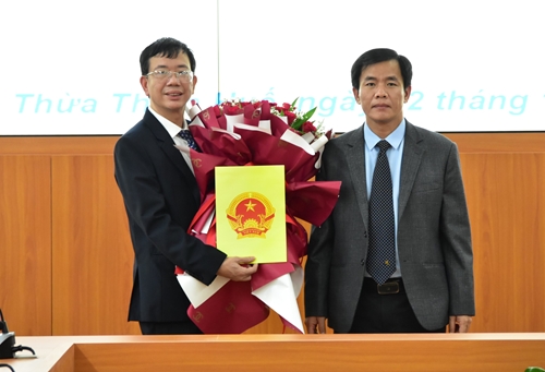 Ông Lê Quang Minh giữ chức vụ Chủ tịch hội đồng quản trị Công ty CP Cấp nước tỉnh