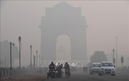 Thủ đô Ấn Độ đóng cửa trường học trở lại do ô nhiễm không khí