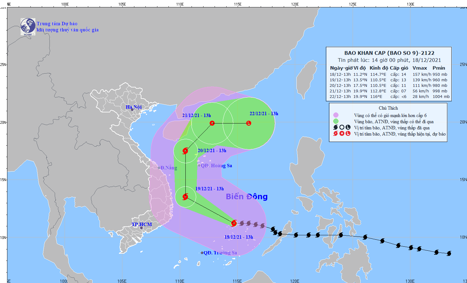 Bão số 9 đổi hướng liên tục, các tỉnh Thừa Thiên Huế đến Phú Yên gió giật mạnh