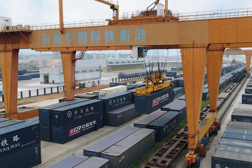 Trung Quốc khai trương chuyến tàu RCEP đầu tiên đến Việt Nam