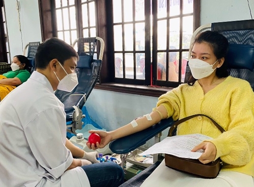 Hương Thủy Khởi động phong trào hiến máu tình nguyện năm 2022