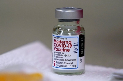 Quy định mới về liều mũi vắc xin Moderna thứ 3