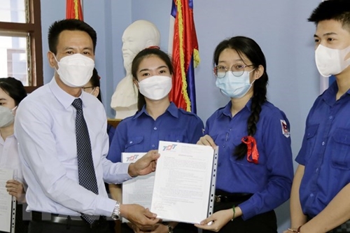 Việt Nam-Lào nâng cao chất lượng và hiệu quả hợp tác giáo dục