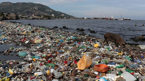 Ô nhiễm nhựa, hóa chất vượt quá giới hạn an toàn của hành tinh