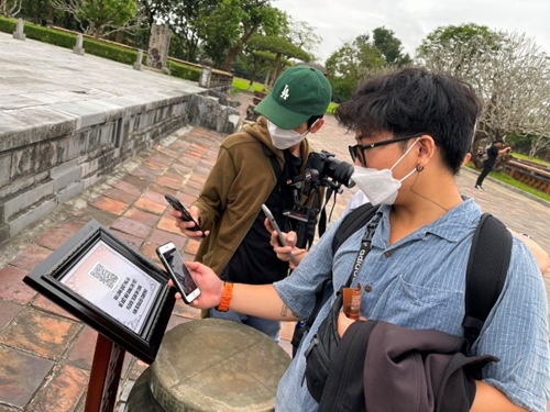 Tham quan điện Thái Hòa qua du lịch thực tế ảo