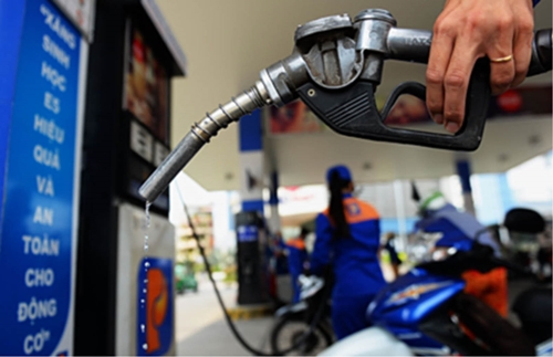 Giá dầu tăng cao, IEA kêu gọi cắt giảm nhu cầu sử dụng năng lượng