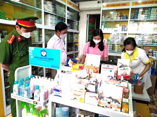 Phong Điền yêu cầu đóng cửa một cơ sở kinh doanh dược