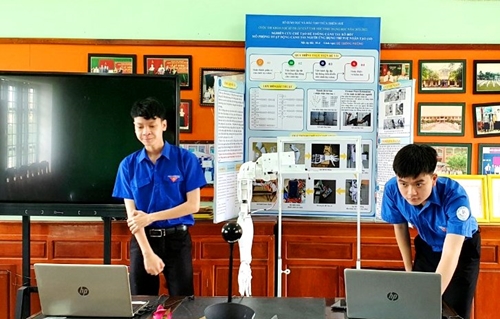 Học sinh Trường THPT Phú Bài đạt giải Nhì cuộc thi Khoa học kỹ thuật quốc gia