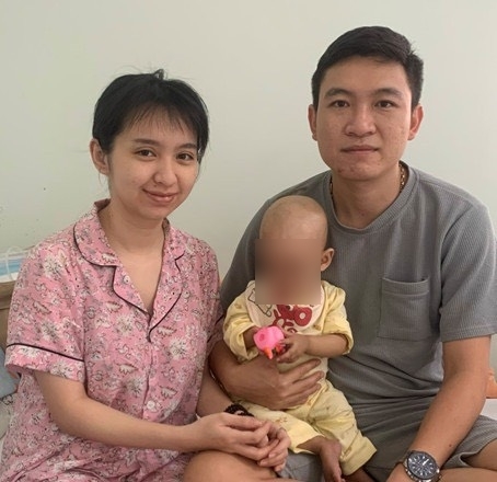 Successful treatment for patient having bilateral nephroblastoma