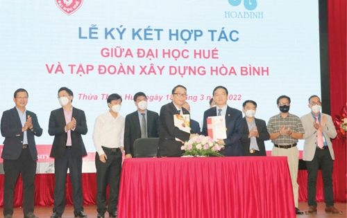 Đại học Huế mở rộng hợp tác với doanh nghiệp