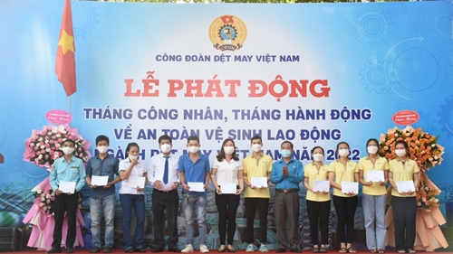 Công đoàn Dệt may Việt Nam phát động Tháng Công nhân
