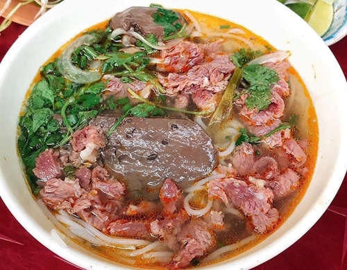 Another story of beef noodle soup  Hue culture