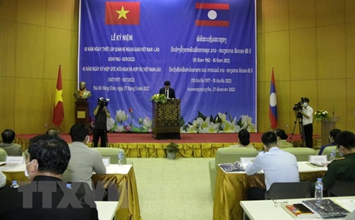 Bộ trưởng Giáo dục và Thể thao Lào đánh giá cao hợp tác với Việt Nam