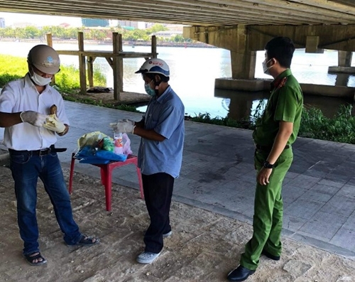Truy tìm tung tích nam thanh niên chết trên sông Hương