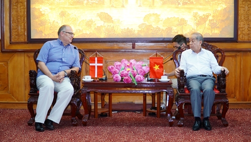 Lãnh đạo tỉnh tiếp xã giao Đại sứ Đan Mạch tại Việt Nam