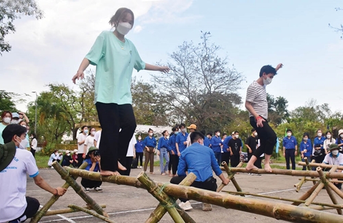 Reopening skill playgrounds for students in Hue