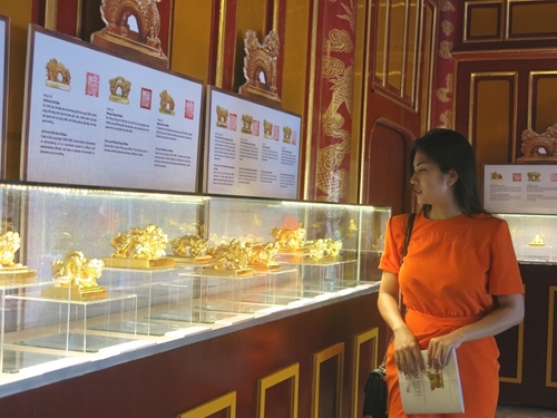 Exhibition of 32 replicas of the Nguyen Dynasty’s Gold Seal