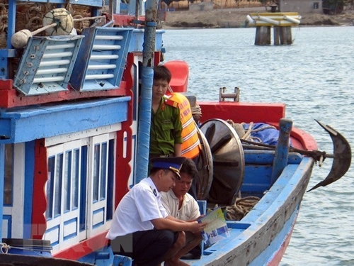 Hỗ trợ doanh nghiệp chống khai thác, đánh bắt thủy sản bất hợp pháp