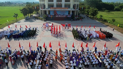 Hơn 1 000 vận động viên tham gia Đại hội Thể dục thể thao huyện Phú Lộc lần thứ IX
