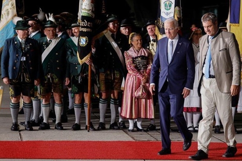 Tổng thống Mỹ và Pháp tới Munich dự Hội nghị thượng đỉnh G7