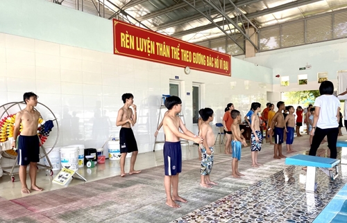 SOS Children’s Village taught swimming for free