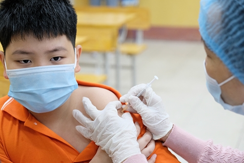 Bộ Y tế cập nhật thông tin mới nhất về tiêm vaccine COVID-19