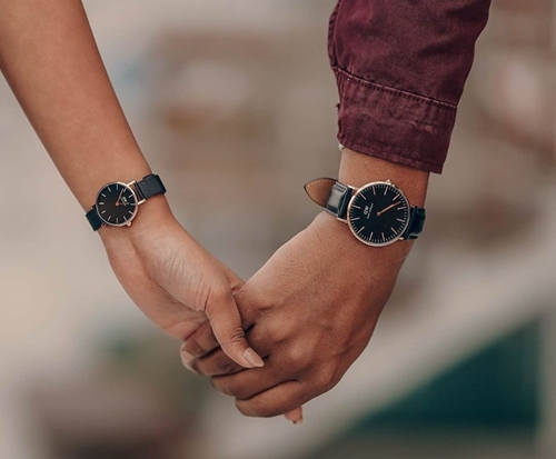 Tặng đồng hồ cho bạn gái có ý nghĩa gì TOP 5 hãng nên mua
