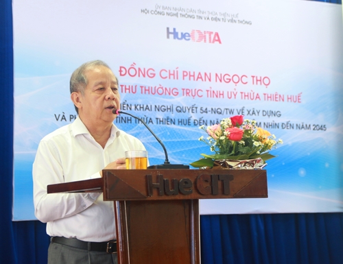 Phó Bí thư Thường trực Tỉnh ủy Phan Ngọc Thọ triển khai Nghị quyết 54 của Bộ Chính trị