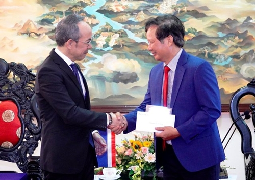 Strengthening friendly cooperation with Thailand in many fields