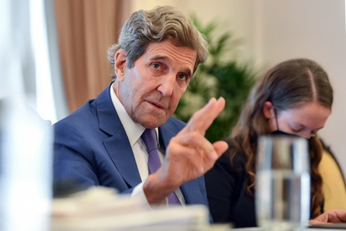 Đặc phái viên John Kerry Hàng tỉ USD sẵn sàng đổ vào Việt Nam