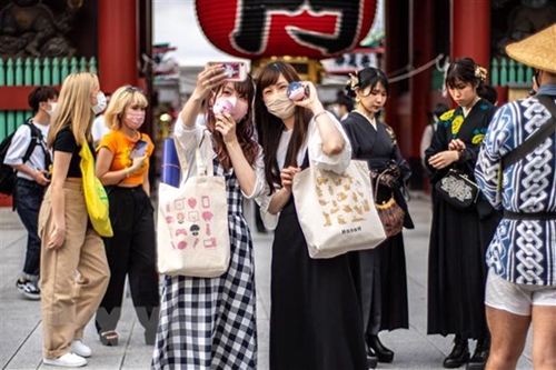 Nhật Bản dự kiến nối lại du lịch miễn thị thực trong tháng 10
